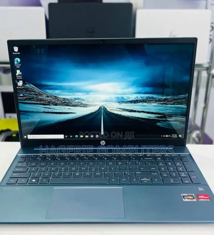 New Laptop HP Pavilion 15 16GB AMD Ryzen 7 SSD 512GB