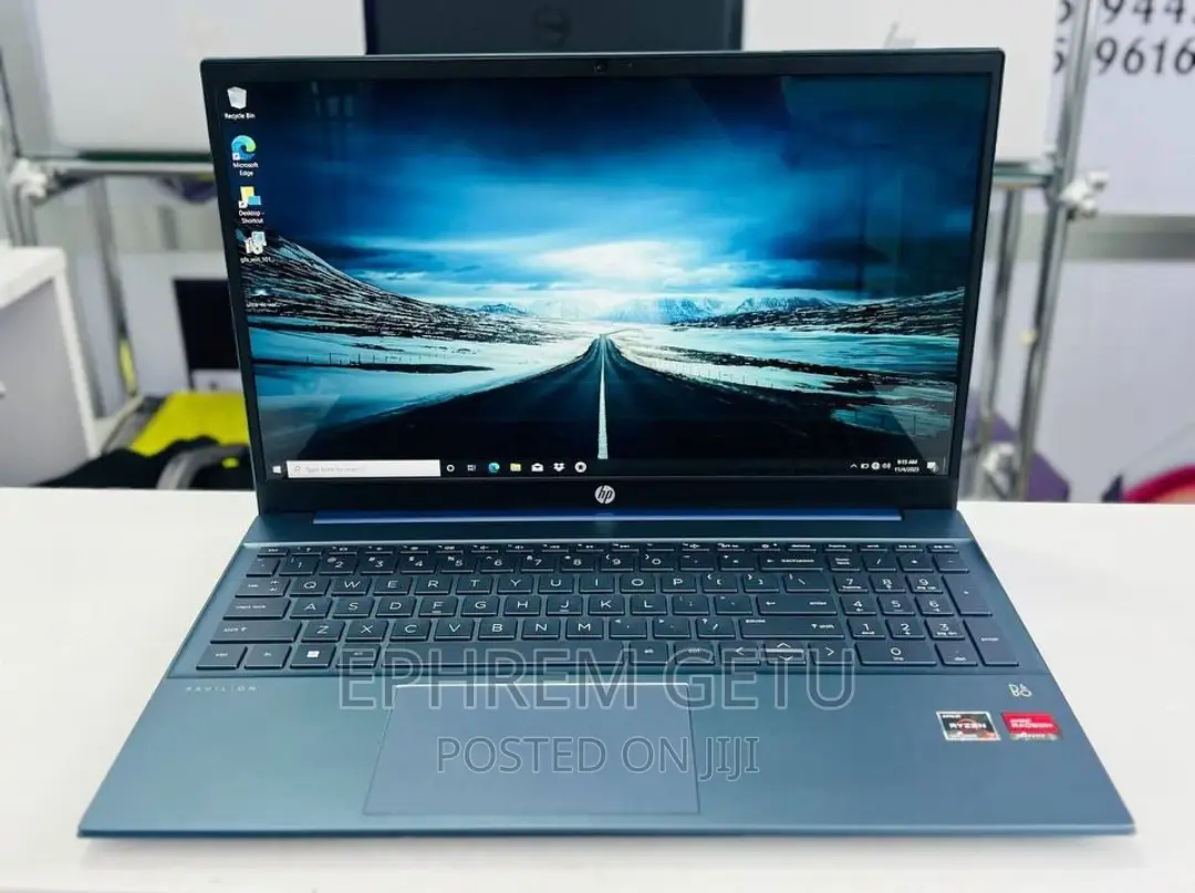 New Laptop HP Pavilion 15 16GB AMD Ryzen 7 SSD 512GB