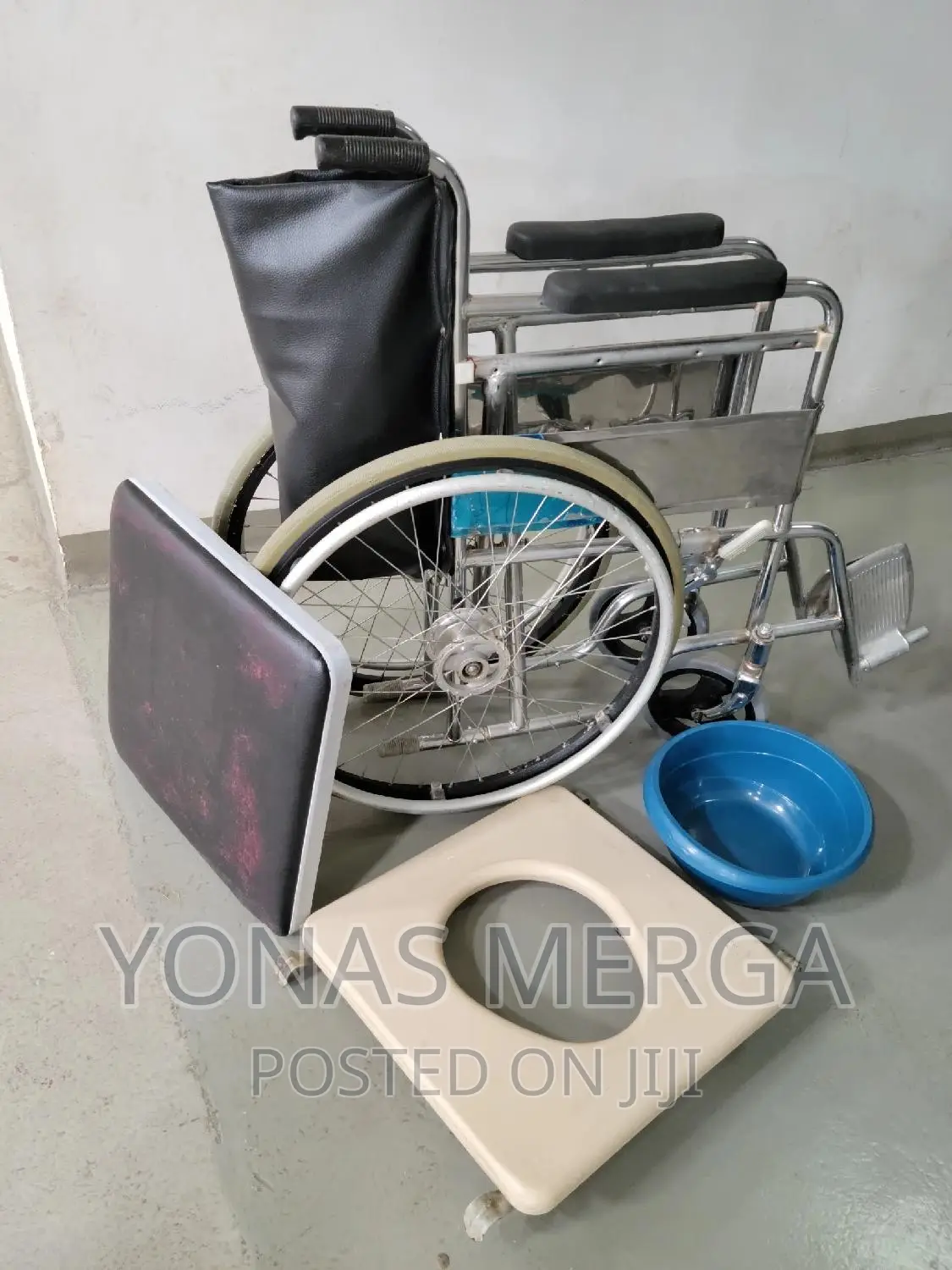 Used/Commode-Wheelchair/Commode WHEELCHAIR,(SQ1007)/