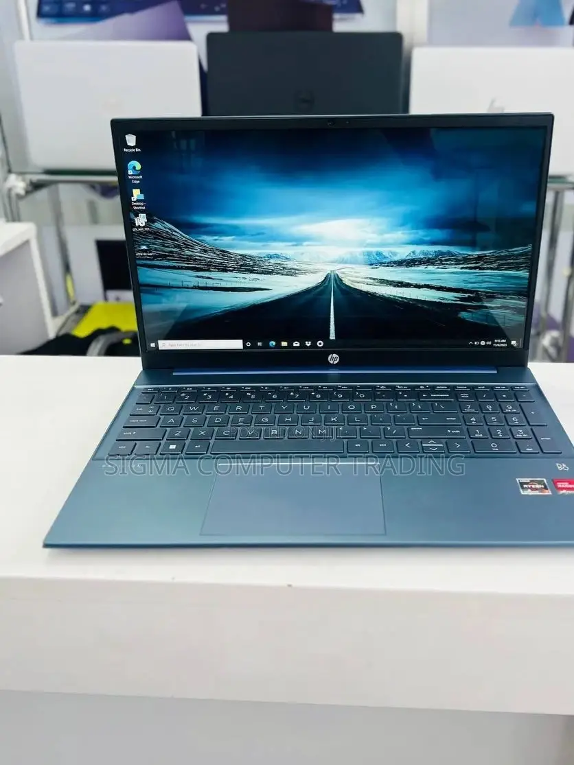 New Laptop HP Pavilion 15 16GB AMD Ryzen 7 SSD 512GB