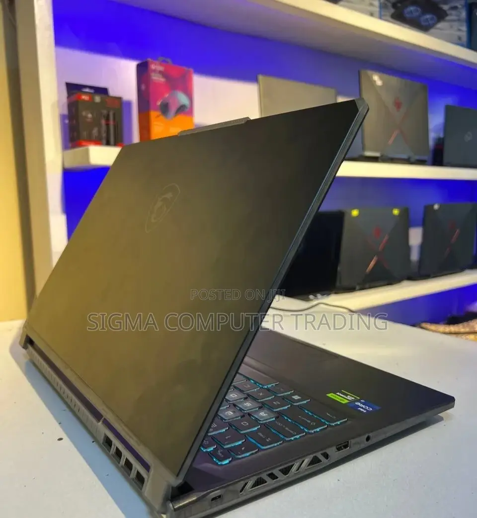 New Laptop MSI GF63 16GB Intel Core I7 SSD 512GB