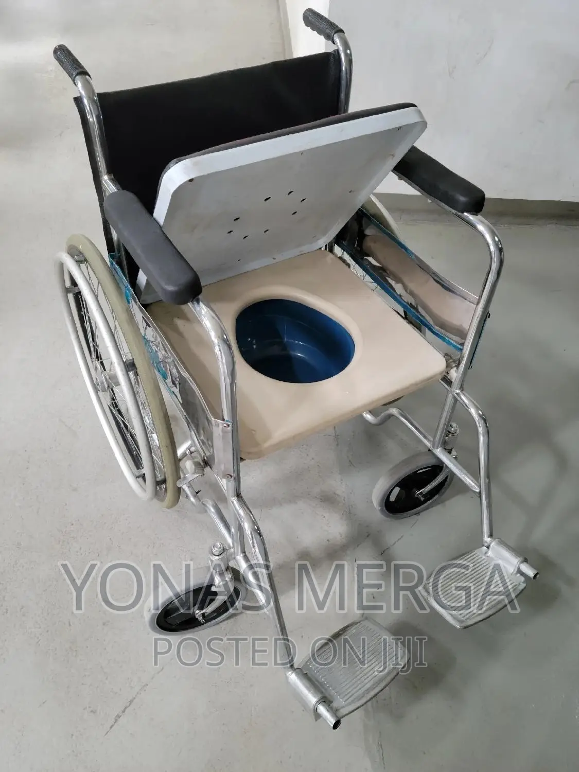 Commode/Comfort-Tim-Steel Wheelchair With Toilet Function