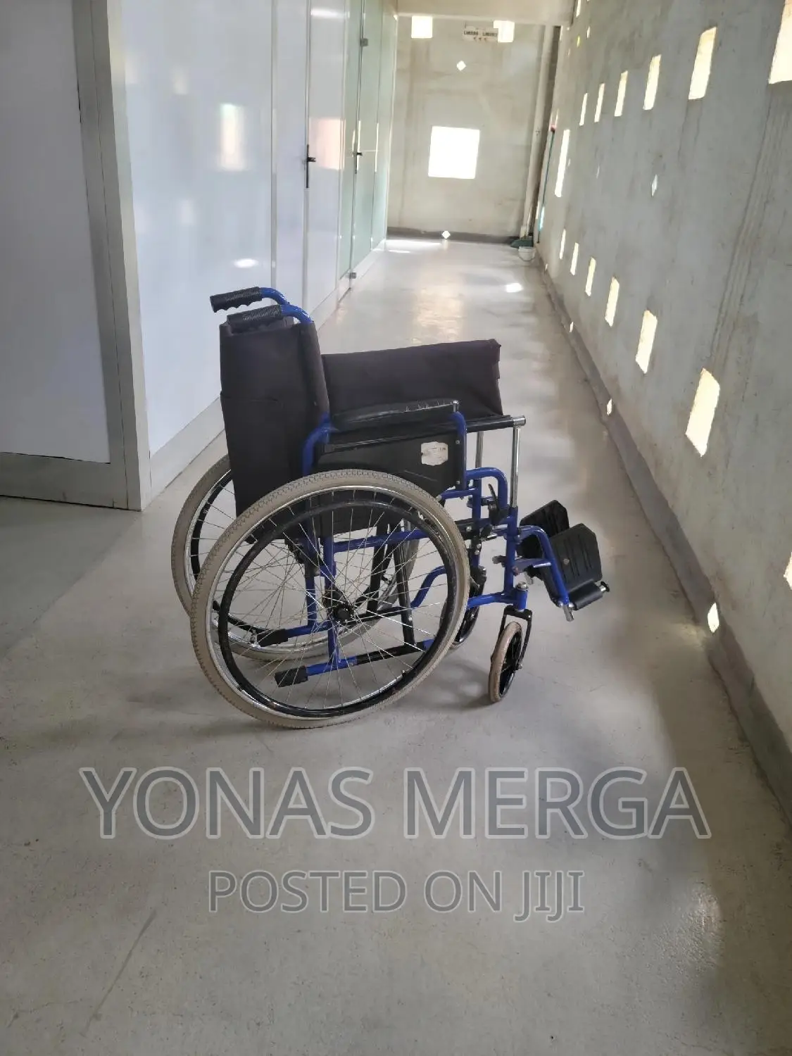 Used Radian Steel Manual Wheelchair - Alk809f