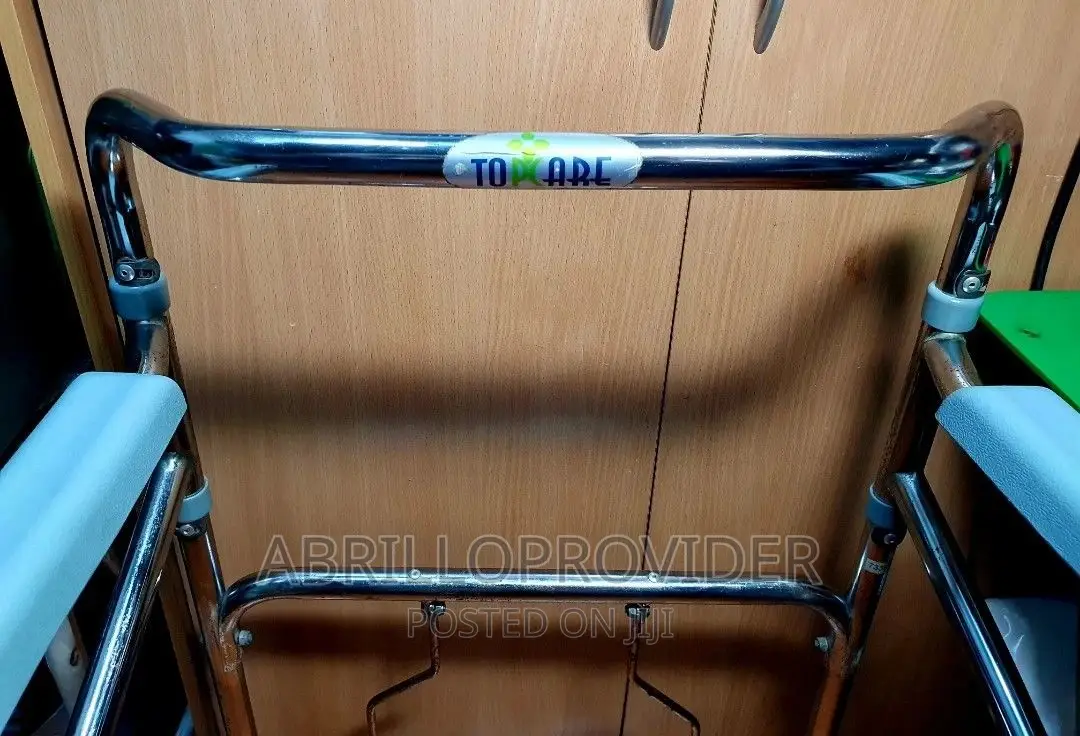 Commode Chair/ Urinal for Elderly/ Patien Chair