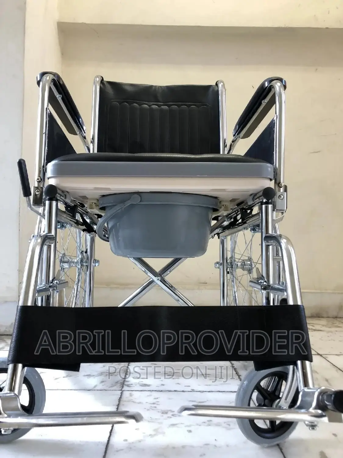 U Shape Commode Seat Wheelchair/Commode Wheelchair