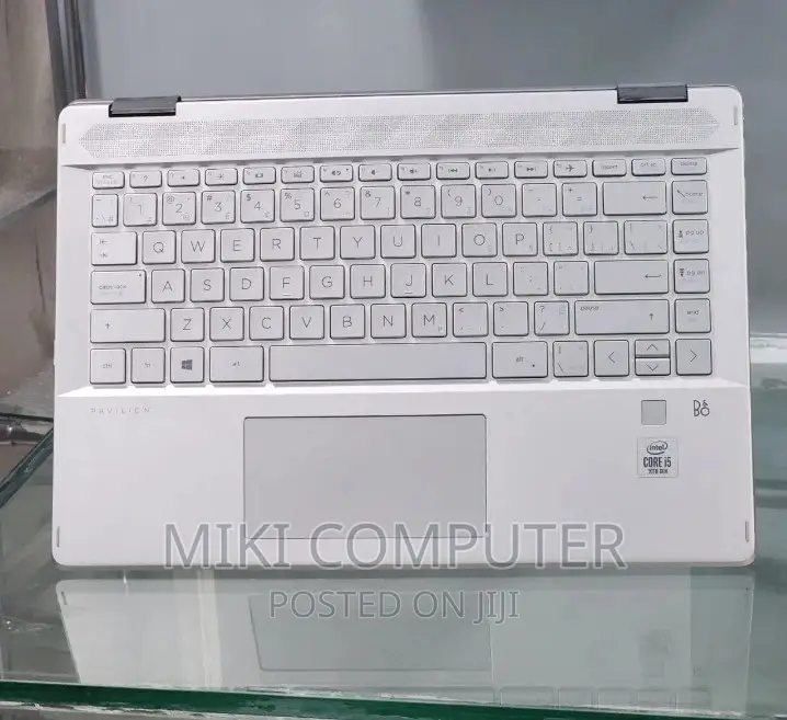 New Laptop HP Pavilion 15 8GB Intel Core I5 SSD 256GB