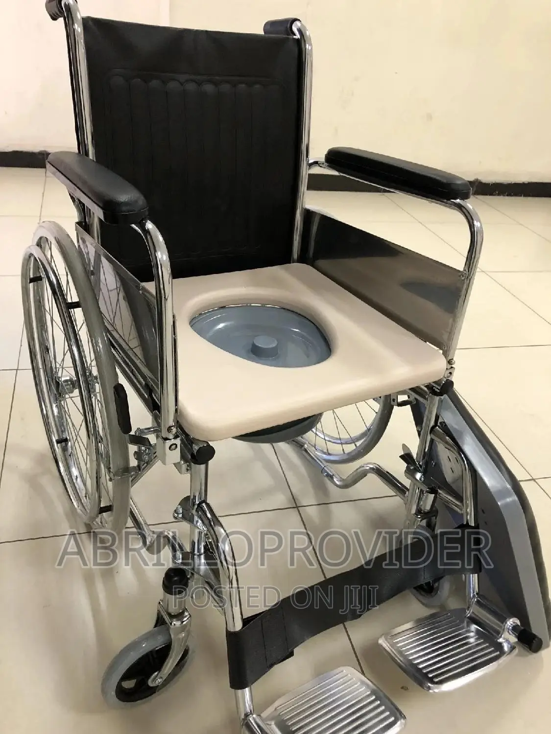 Foldable Chrome Steel Frameu Shape Cpmmode Wheelchair