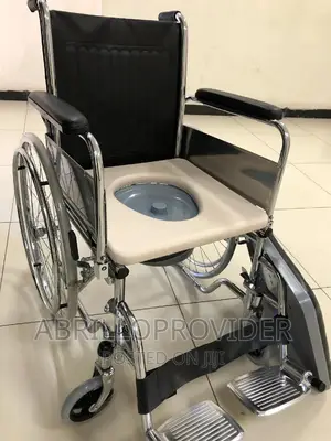 Foldable Chrome Steel Frameu Shape Cpmmode Wheelchair
