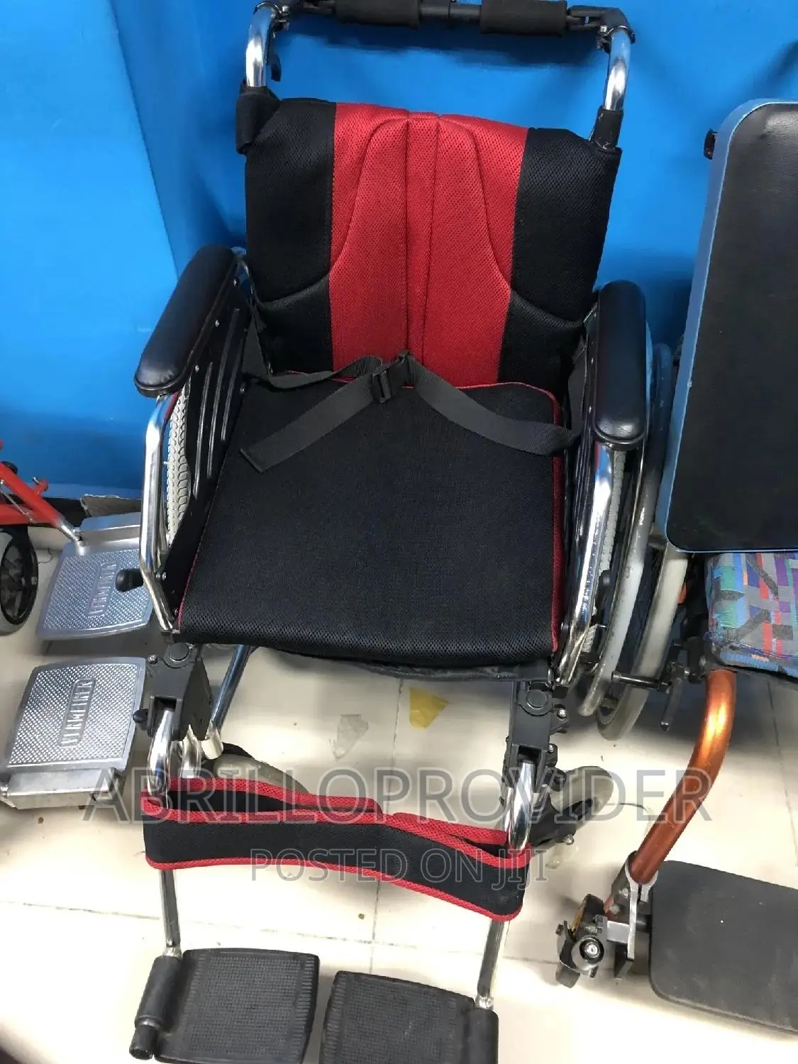Comfortable Foldable Wheelchair/