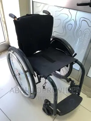 Comfortable Wheelchair/Small Wheelchair/Wheelchair/Wheelchar