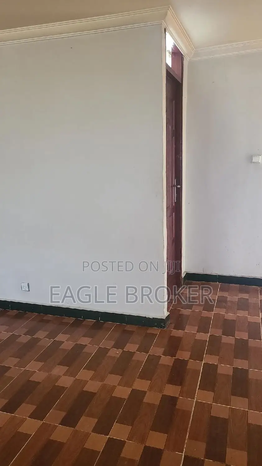 2bdrm Condo in Eagle Broker, Yeka for sale