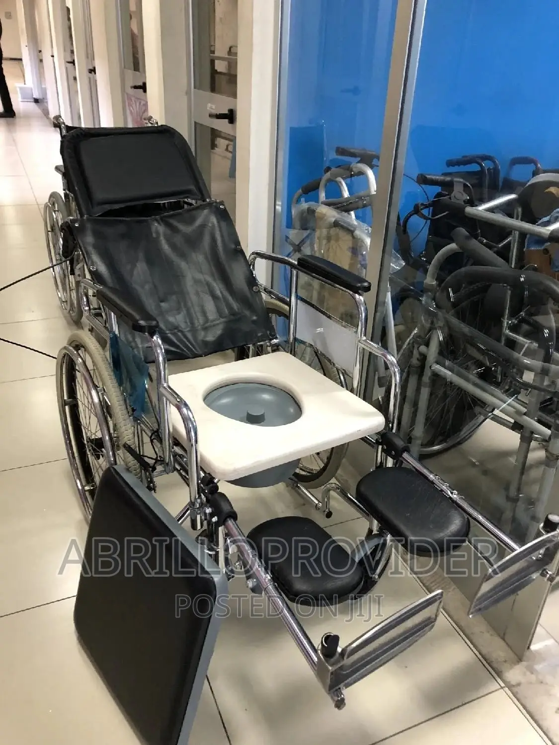 Foldable Wheelchair/Reclining Wheelchair/Wheelchair/Commode