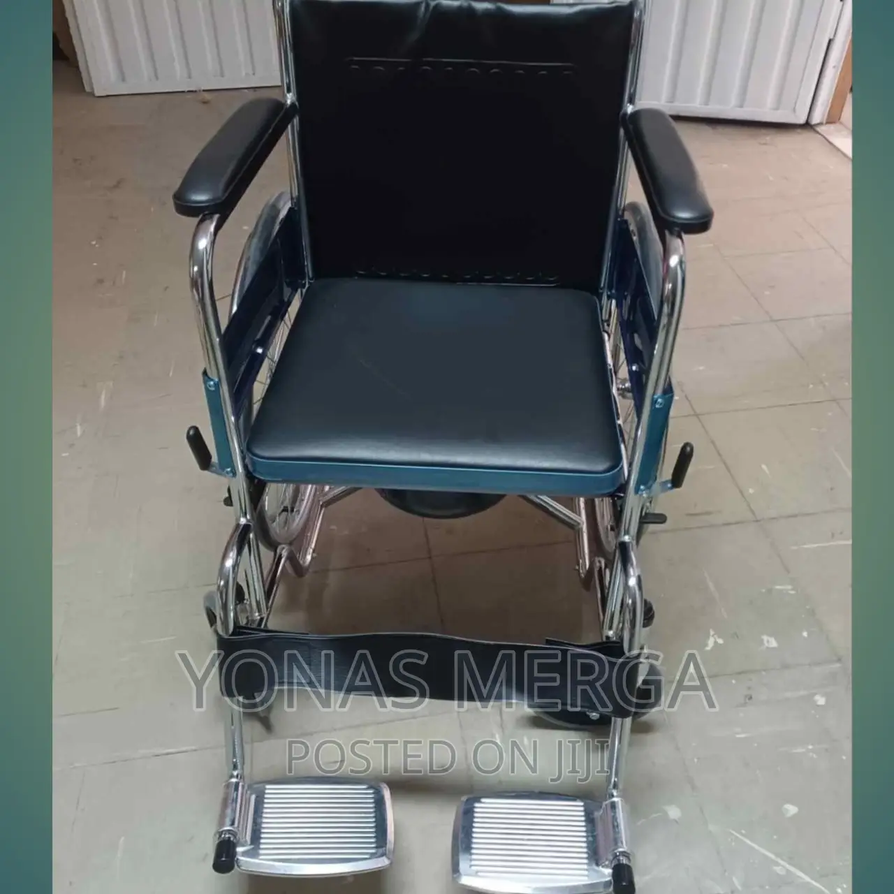Wheelchairdetachable HERO Medinova Folding Wheel Chair