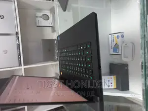 New Laptop Alienware Area-51m 32GB Intel Core I7 SSD 1T