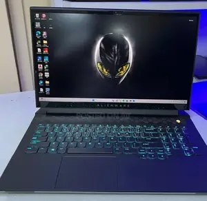 New Laptop Alienware M17x R2 32GB Intel Core I7 SSD 1T