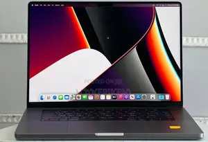 New Laptop Apple MacBook Pro M1 32GB Apple M1 Max SSD 512GB