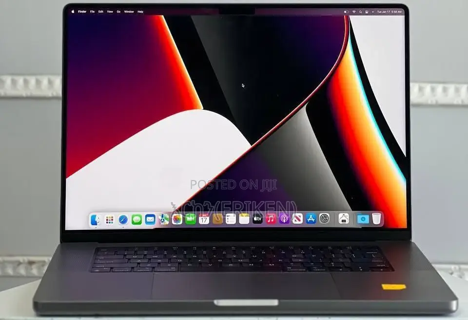 New Laptop Apple MacBook Pro M1 32GB Apple M1 Max SSD 512GB