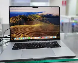 New Laptop Apple MacBook Pro M1 32GB Apple M1 Max SSD 512GB