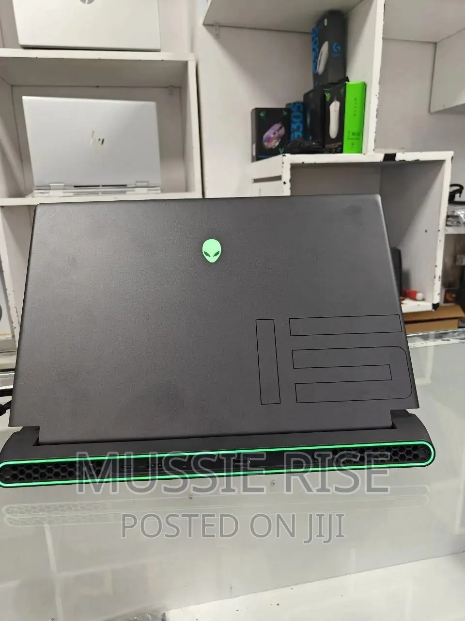 New Laptop Alienware M17x R2 32GB Intel Core I7 SSD 1T