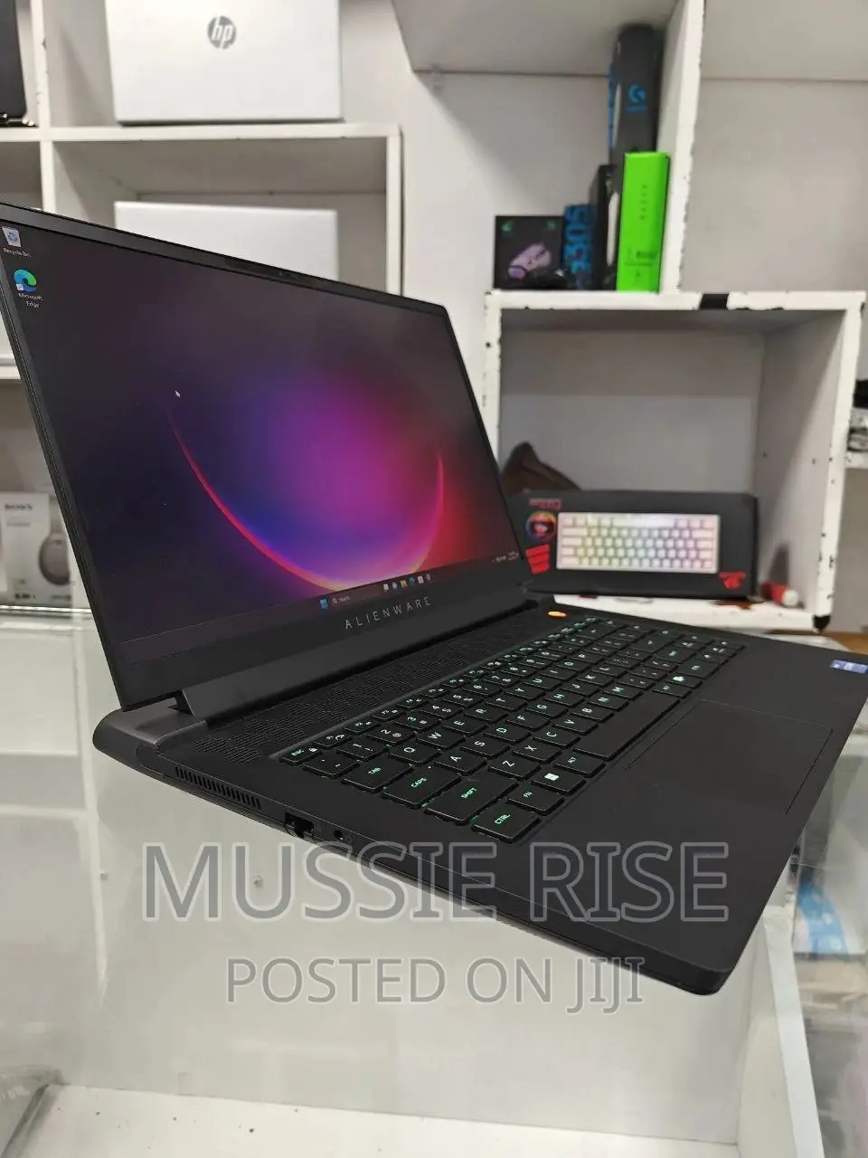 New Laptop Alienware M17x R2 32GB Intel Core I7 SSD 1T