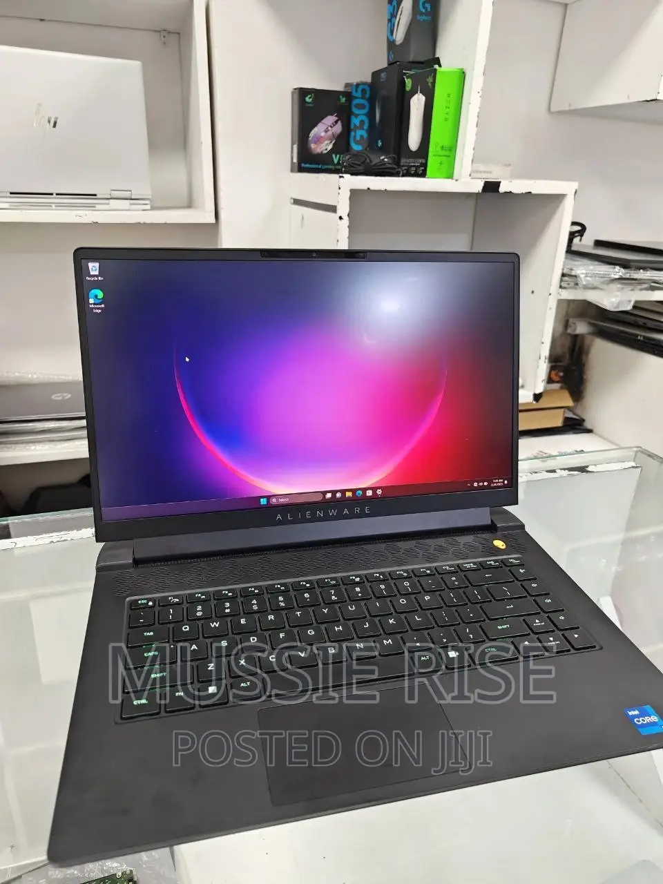 New Laptop Alienware M17x R2 32GB Intel Core I7 SSD 1T