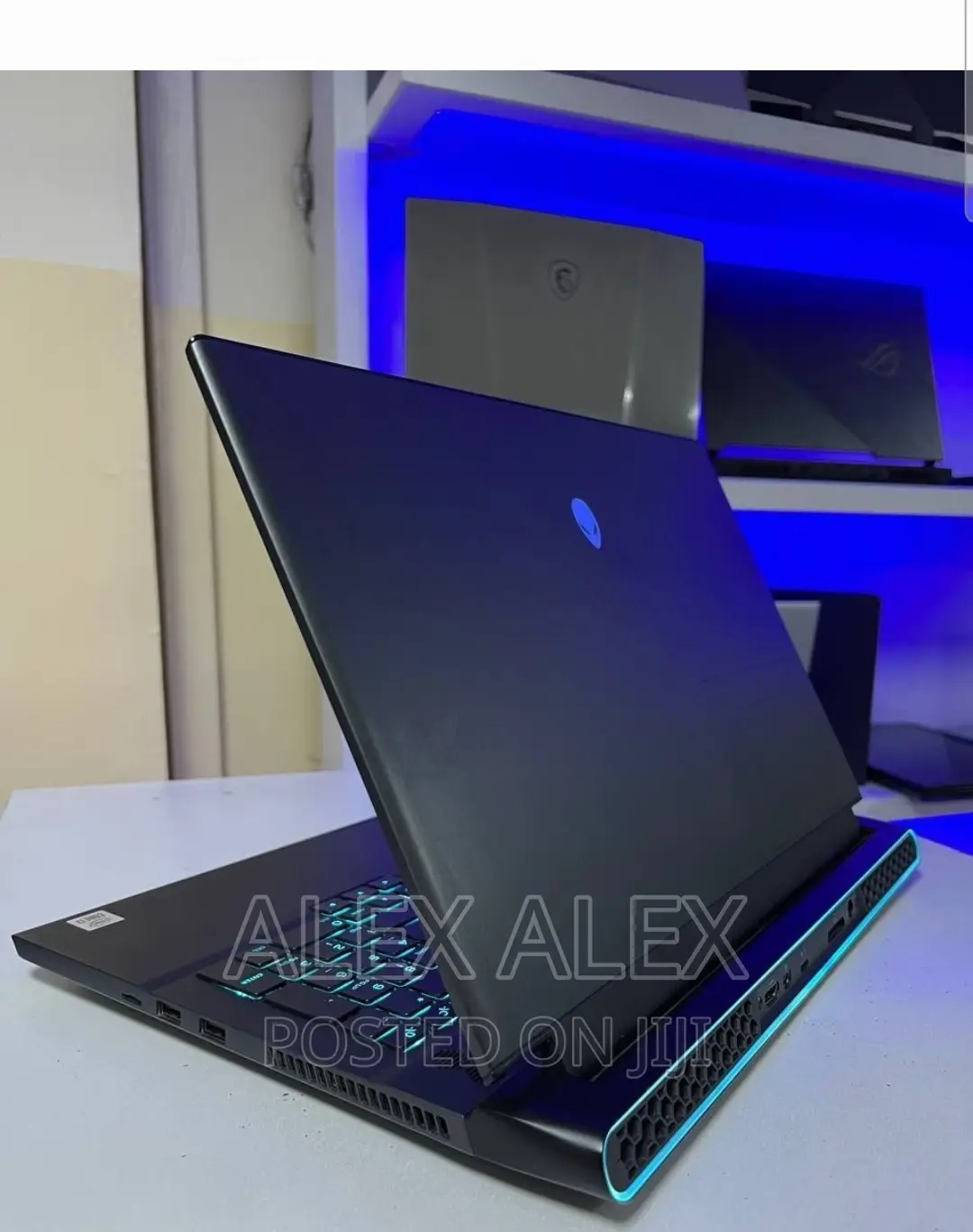 New Laptop Alienware Area-51m 32GB Intel Core I7 SSD 1T