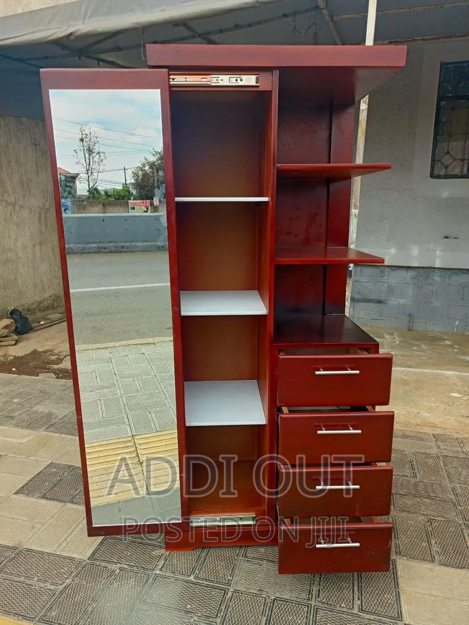 ድሬሲንግ/Dressing