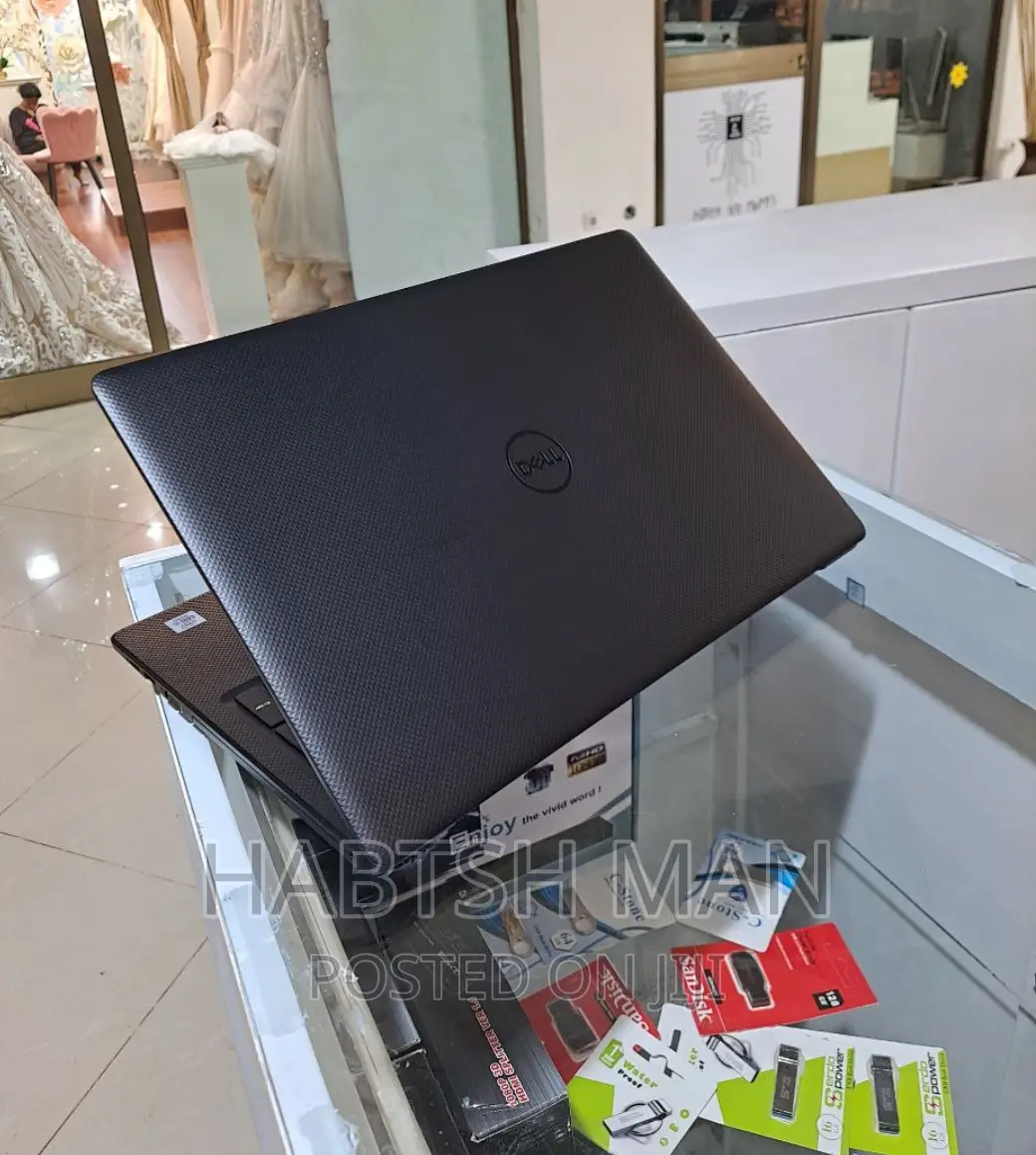 New Laptop Dell Vostro DVCI309 8GB Intel Core I5 HDD 1T