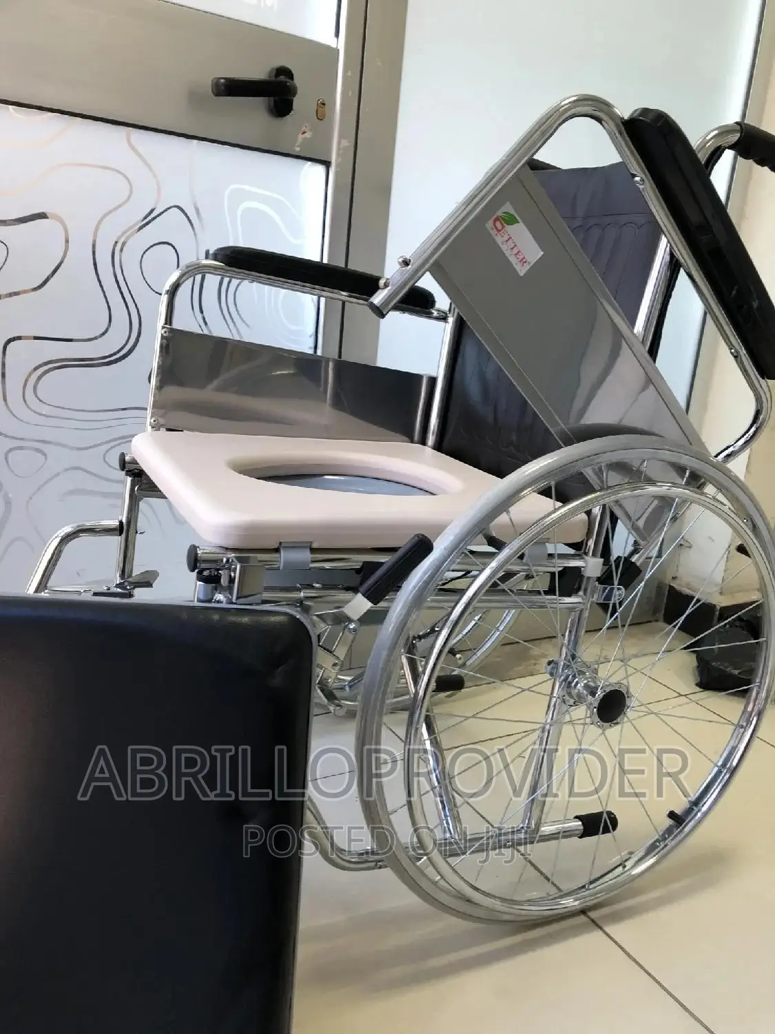 Commode Wheelchair, Folding Shower Wheelchair for Sale,