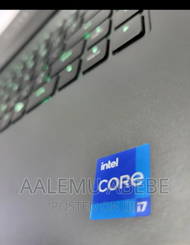 New Laptop Alienware Area-51m 32GB Intel Core i7 SSD 1T