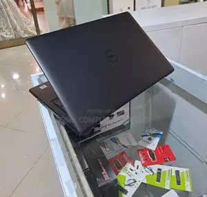 Photo - New Laptop Dell Vostro 15 5000 8GB Intel Core I5 HDD 1T