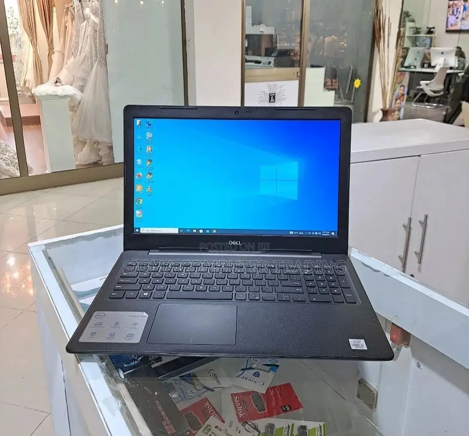New Laptop Dell Vostro 15 5000 8GB Intel Core I5 HDD 1T
