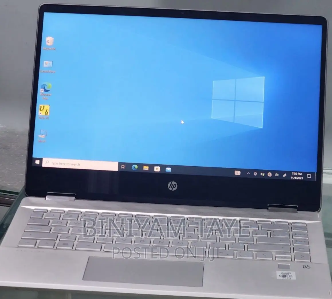 New Laptop HP Pavilion 15 8GB Intel Core I5 SSD 256GB