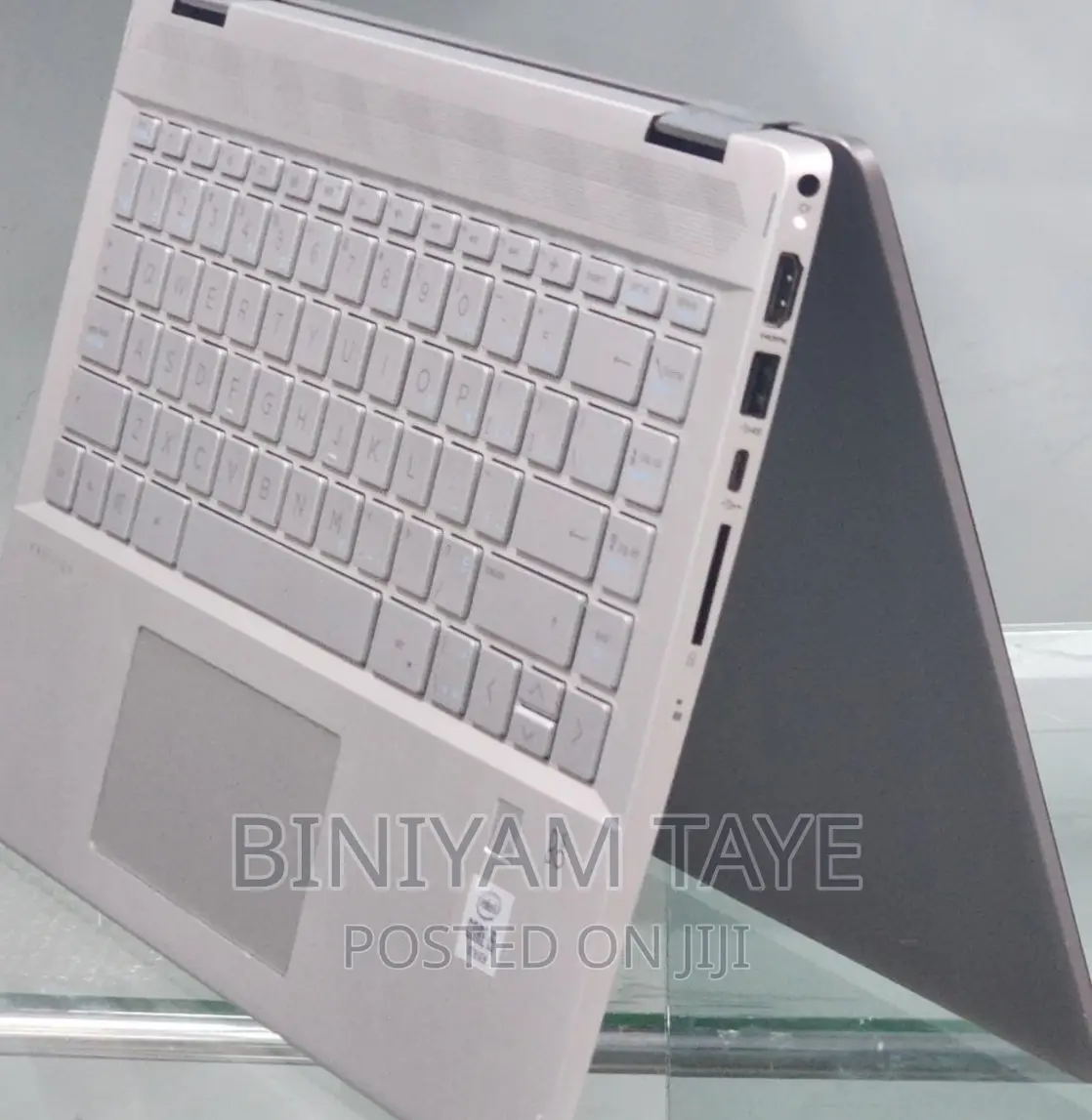 New Laptop HP Pavilion 15 8GB Intel Core I5 SSD 256GB