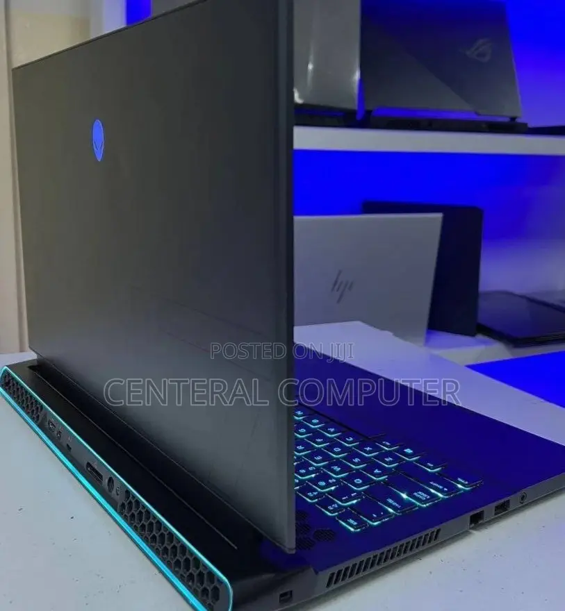 New Laptop Alienware Area-51m 32GB Intel Core I7 SSD 1T
