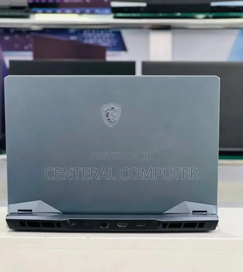 New Laptop MSI GP75 Leopard 32GB Intel Core I7 SSD 512GB