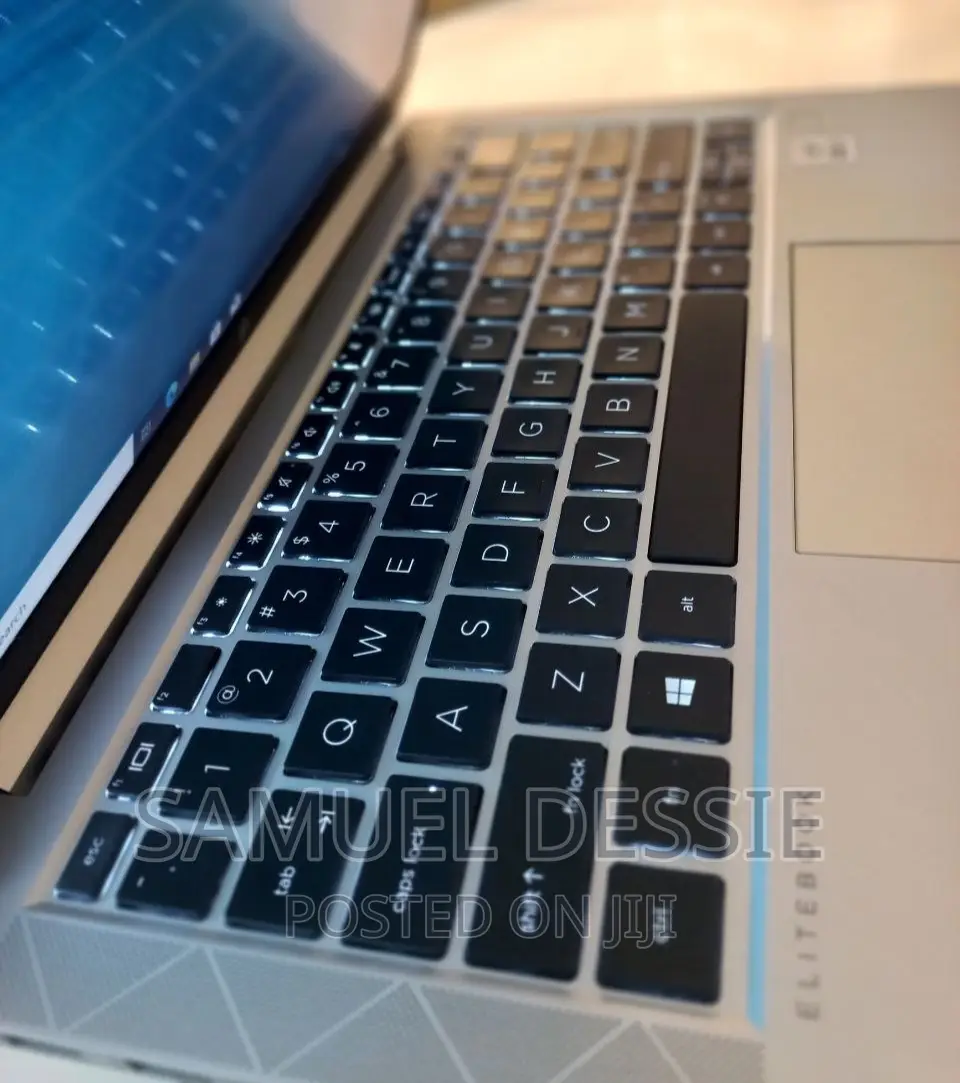 New Laptop HP EliteBook 830 G7 8GB Intel Core I7 SSD 1T
