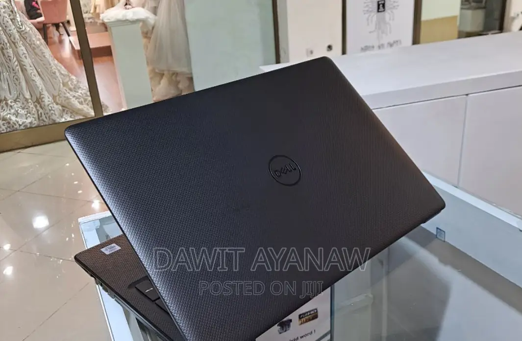 New Laptop Dell 16GB Intel Core I5 SSD 512GB