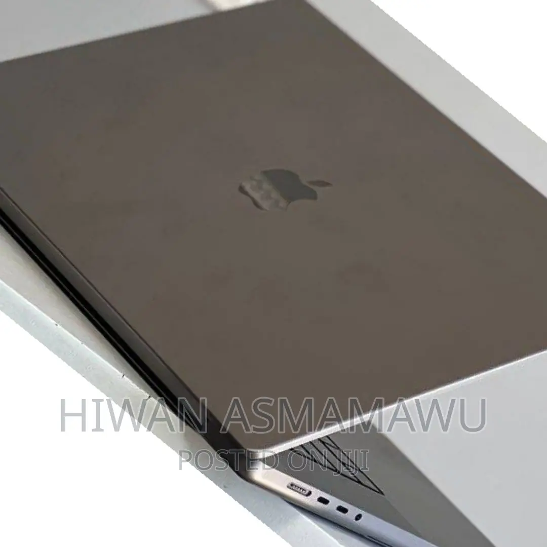 New Laptop Apple MacBook Pro M1 32GB Apple M1 SSD 512GB