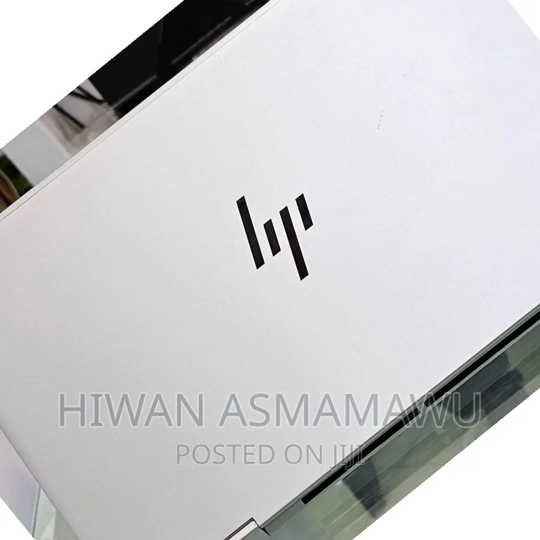 New Laptop HP Envy X360 8GB Intel Core I5 SSD 1T