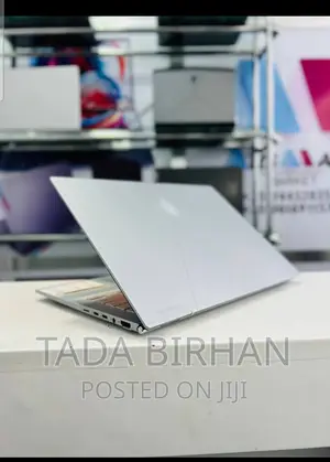 Photo - New Laptop Asus ZenBook 13 UX331UN 16GB Intel Core I7 SSD 512GB