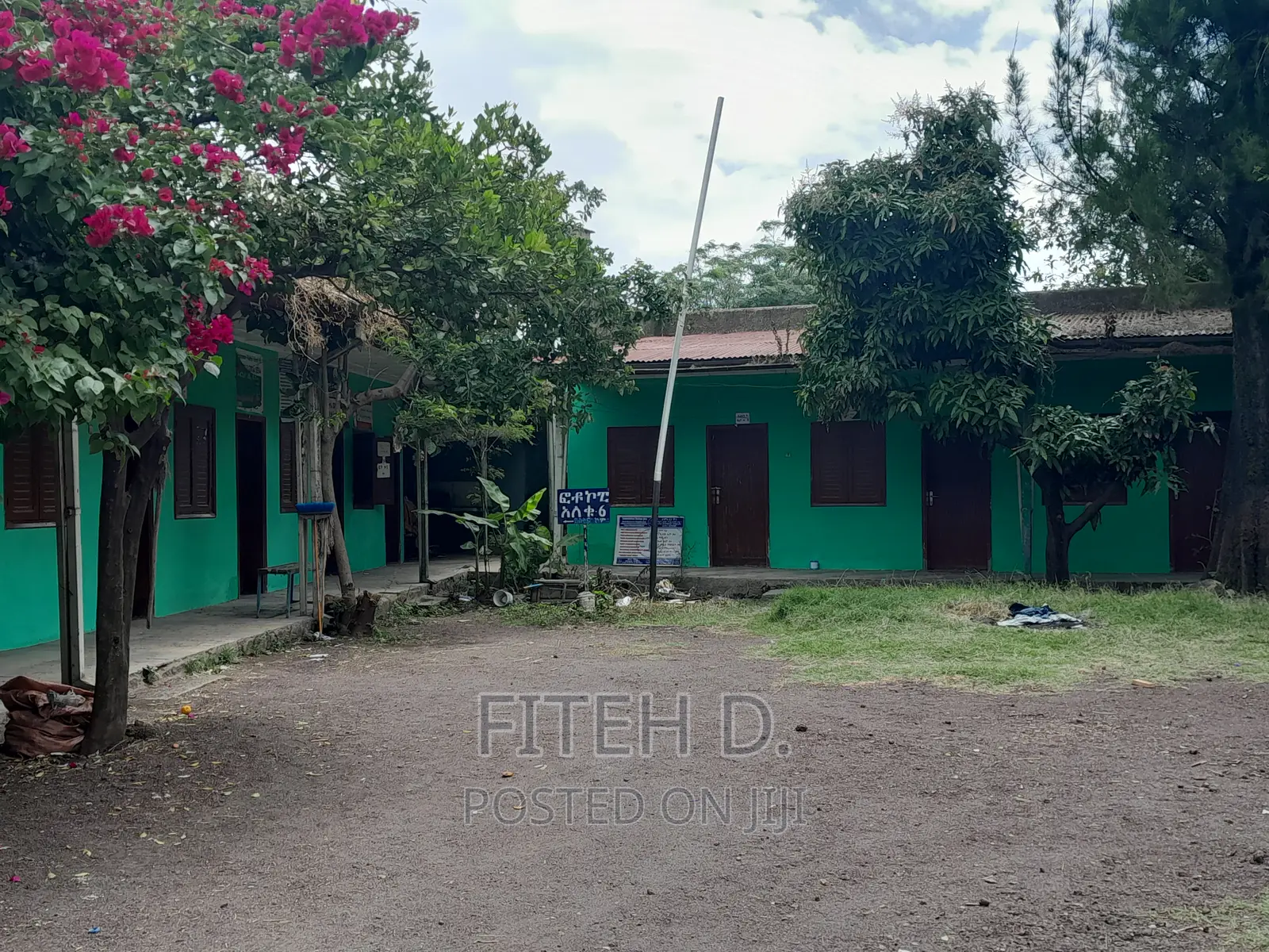 500 M2 Compound in Adama Town