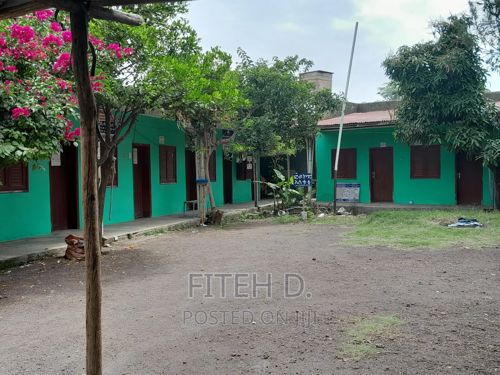 500 M2 Compound in Adama Town