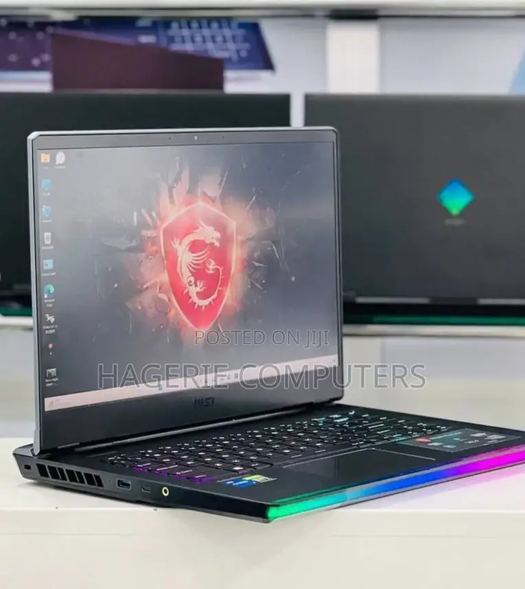 New Laptop MSI GE66 Raider 32GB Intel Core I7 SSD 1T