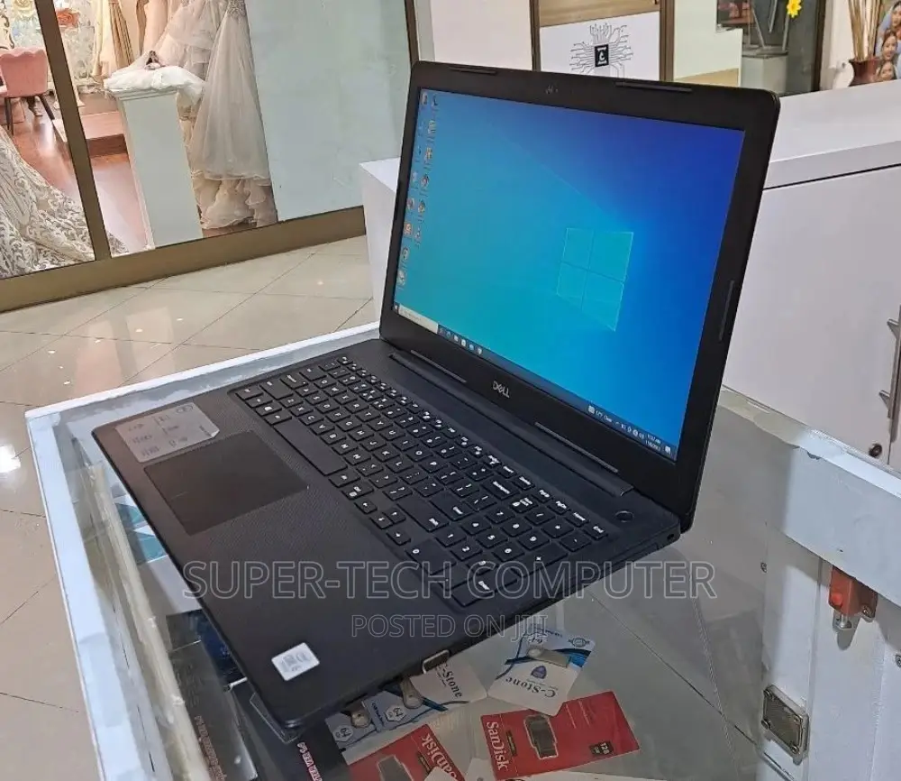 New Laptop Dell Vostro 15 3000 8GB Intel Core I5 HDD 1T