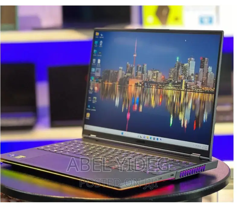 New Laptop Lenovo Legion 7 32GB Intel Core I7 SSD 1T