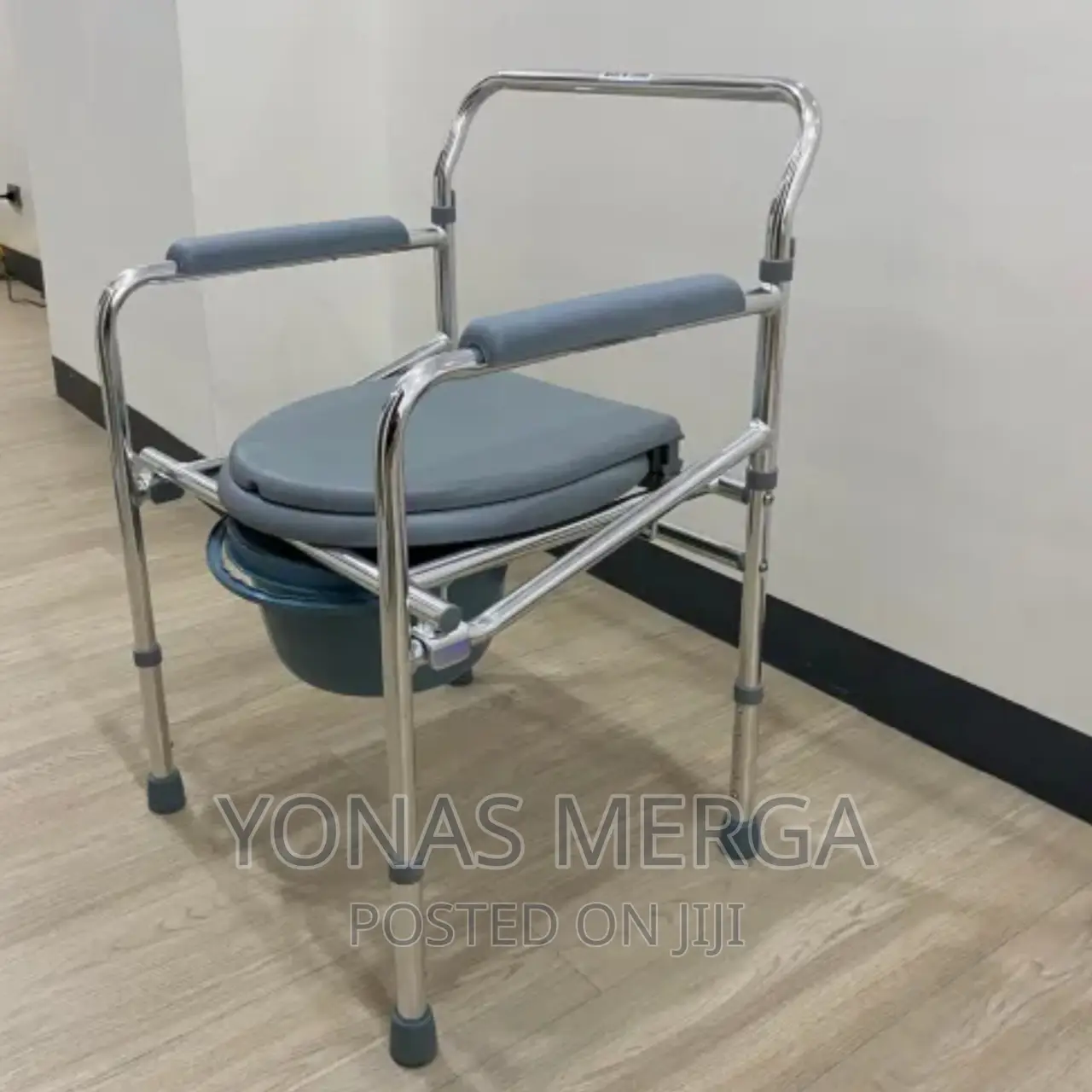 Commode/Commode/Commode/Commode Chair With Wheel Mg-7-02
