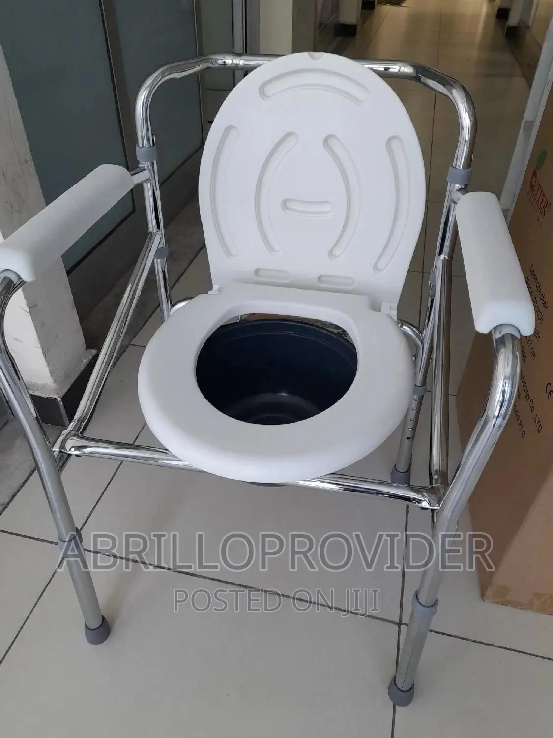 Folding Chair/Commode Chair/Toilet Chair/Commode Chair