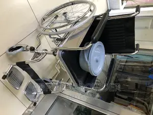 Medical Wheelchair/Wheelchair/Wheelchair/Wheel Chair