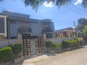 Furnished 6bdrm House in አያት ዞን 2, Bole for sale